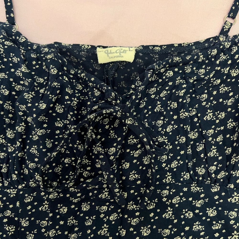 BRANDY MELVILLE floral navy dress with bow